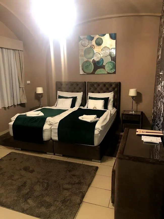 Hotel Régi Posta Étterem és Fogadó Debrecen